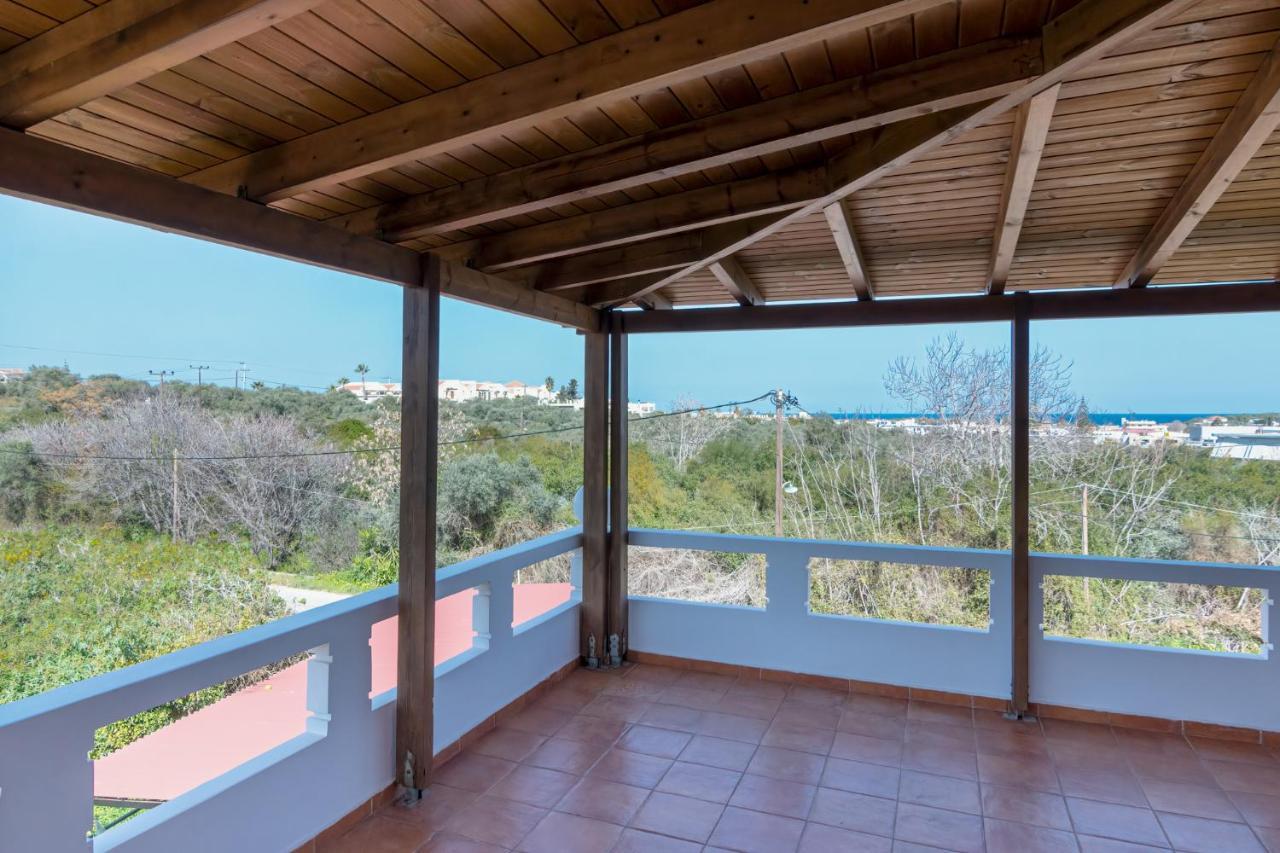 Bona'S Guest House Agia  Экстерьер фото