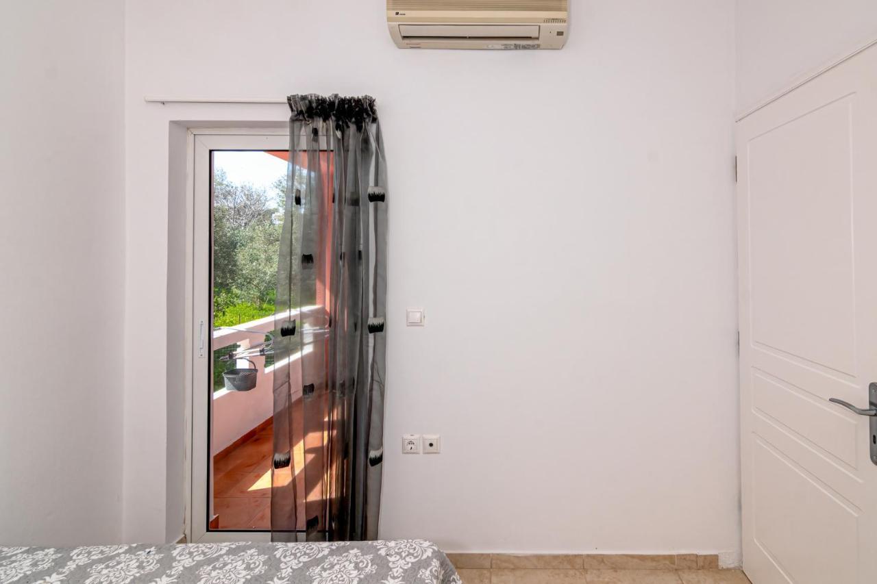 Bona'S Guest House Agia  Экстерьер фото